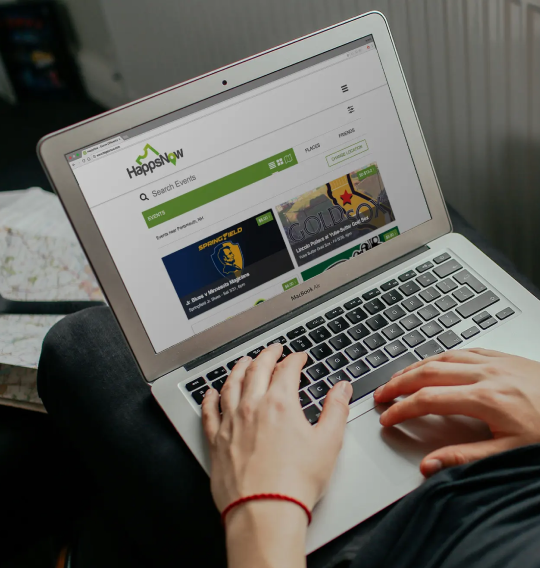 HappsNow App Design Screenshot